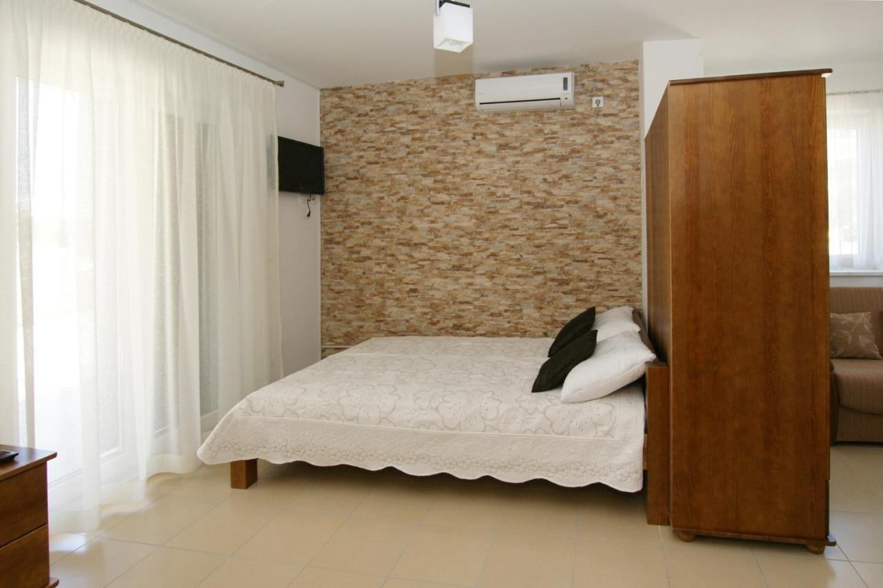 Villa Trio Srima Dış mekan fotoğraf