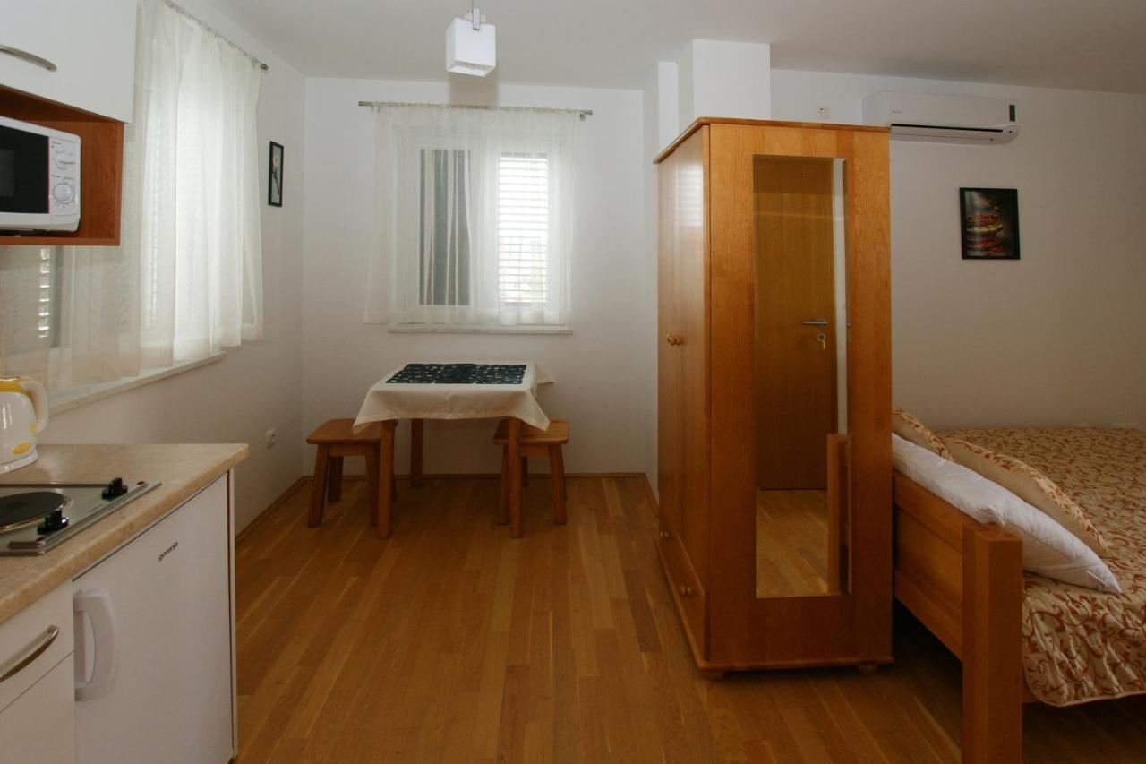 Villa Trio Srima Dış mekan fotoğraf